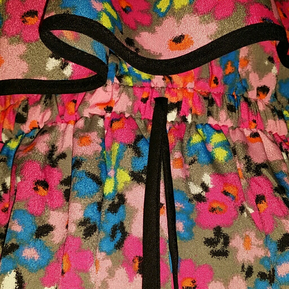 Dress - Picture 3 of 5
